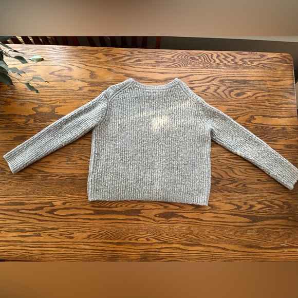 Roots wool sweater. Womens large - Picture 6 of 7